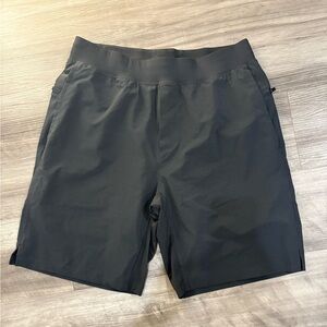 Fabletics Black Athletic Gym Training Shorts Men’s Medium 7” Inseam